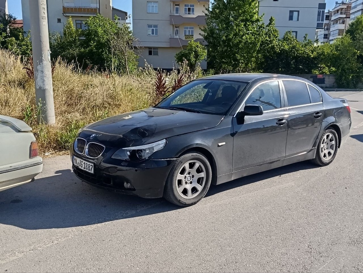 Beyşehir\'de Trafik Kazası: Motosiklet Sürücüsü Yaralandı