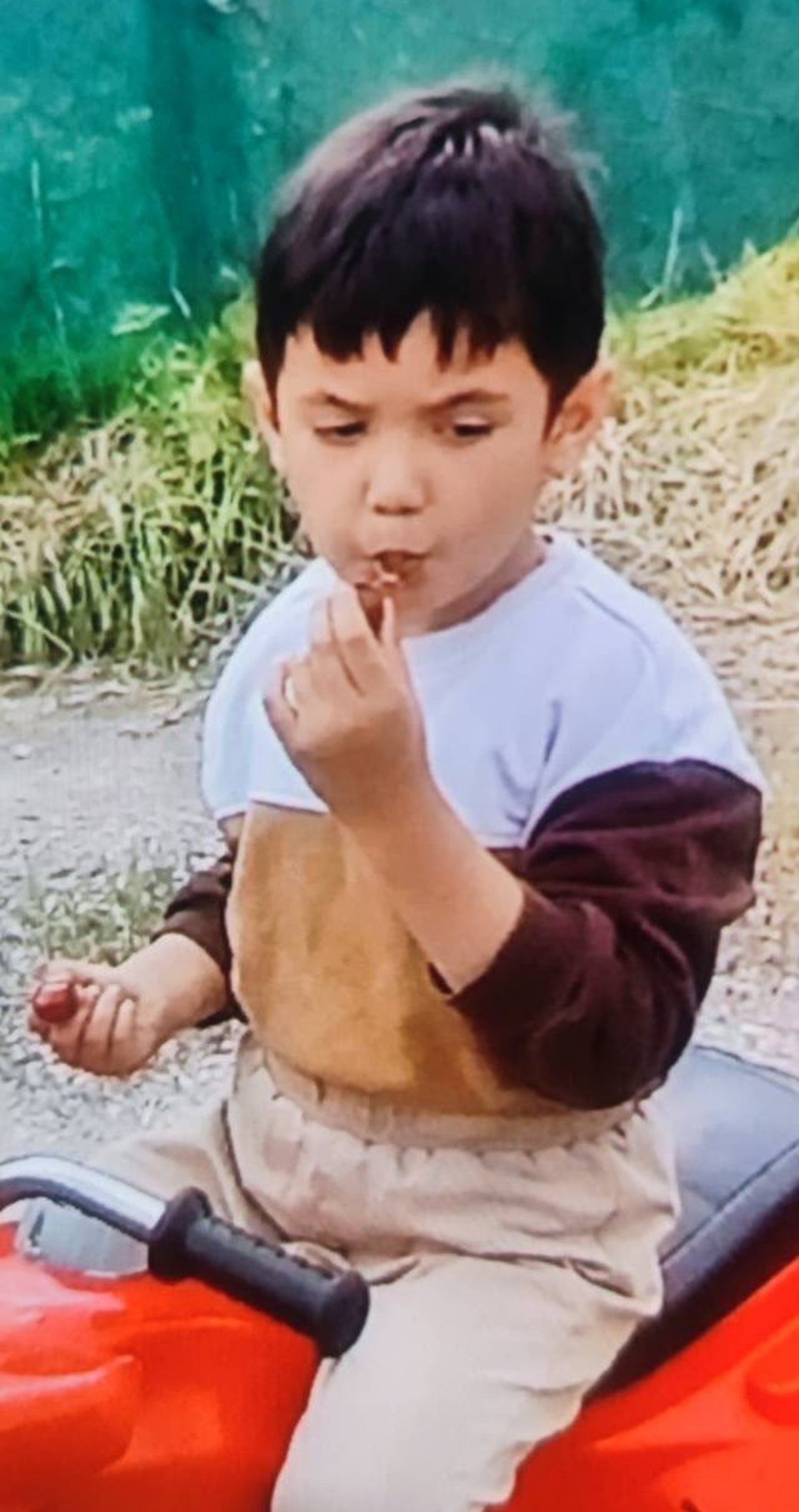 Kaybolan 4 Yaşındaki Çocuk Gübre Kuyusunda Bulundu