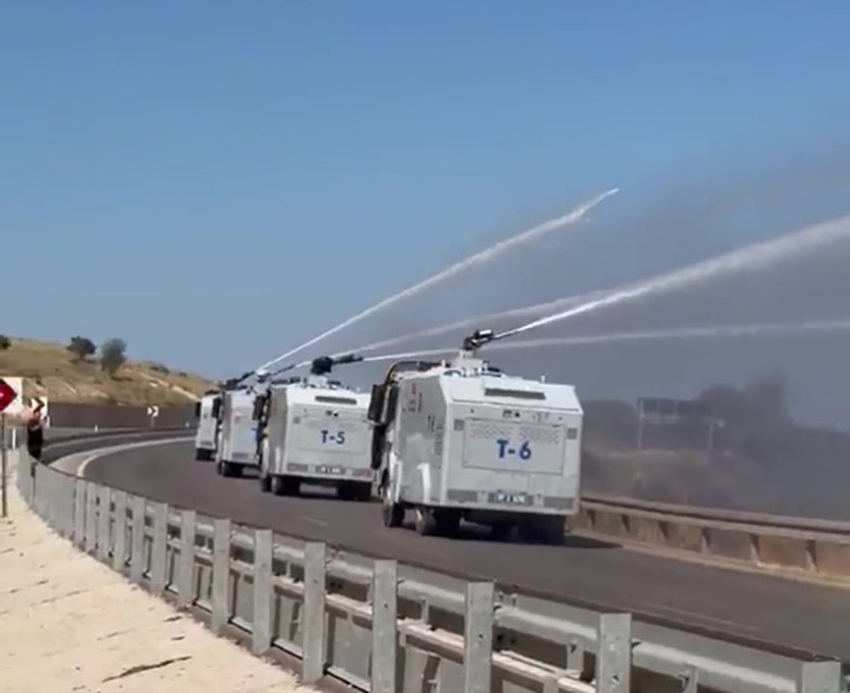 Kumluca\'daki Orman Yangını Kontrol Altında
