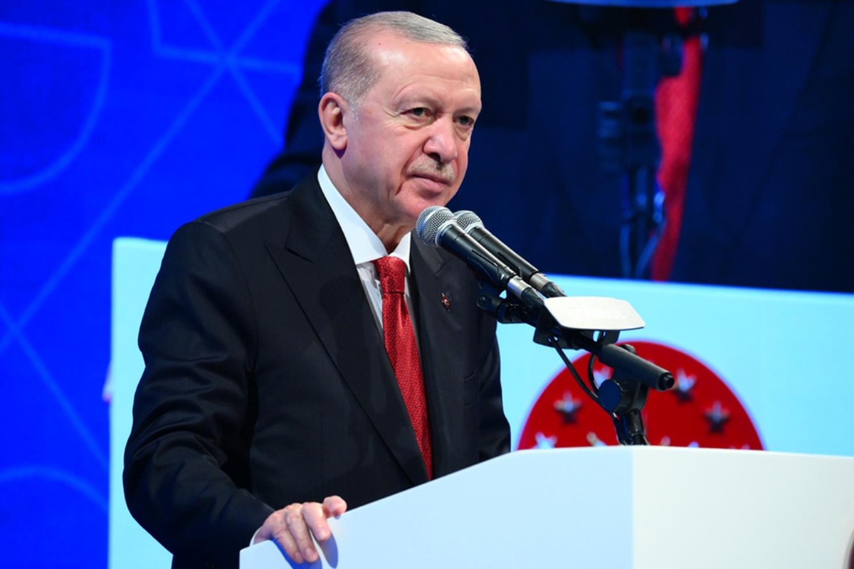 Kulisleri sallayan iddia! İstanbul\'da 3 belediye başkanı daha AK Parti\'ye geçiyor