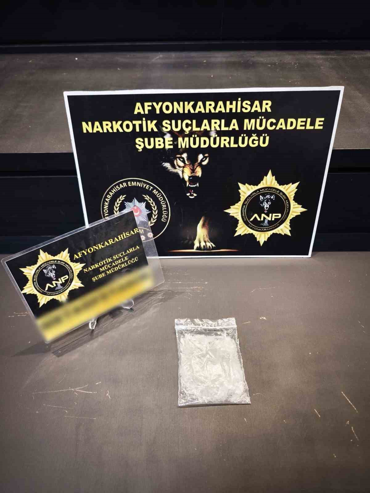 Uyuşturucu Ticareti: 2 Tutuklama