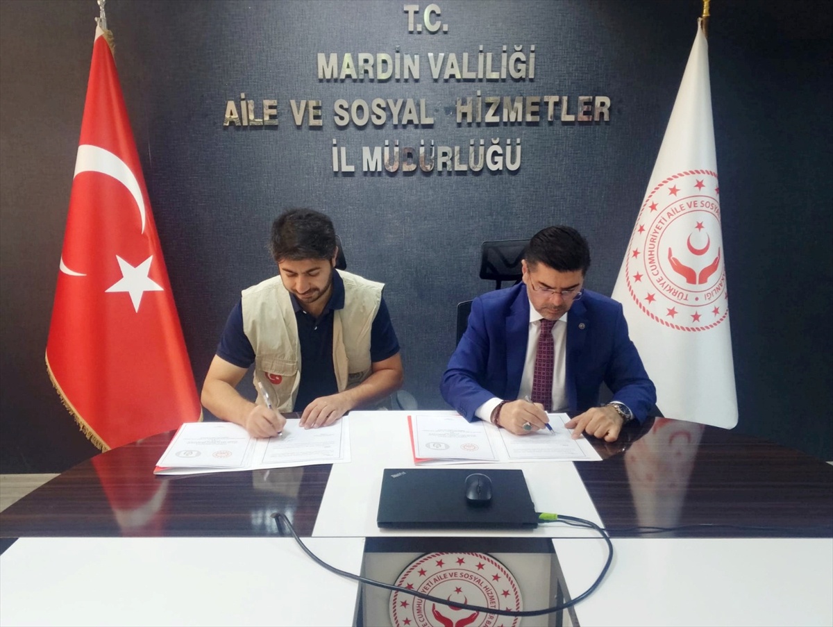 Mardin\'de Yeni Doğan Bebek Destek Çantaları