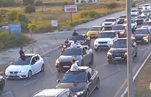 Düğün konvoyuyla yolu kapatmanın bedeli ağır oldu