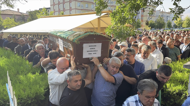 Milli Savunma Bakan Yardımcısı Kavaklıoğlu'nun eşine son görev