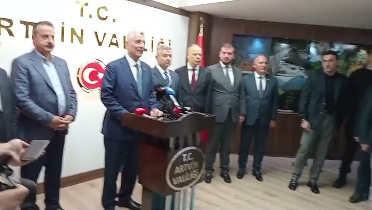 Ticaret Bakanı Bolat: "Artvin esnafına 100 milyon liralık kredi desteği sağlayacağız"