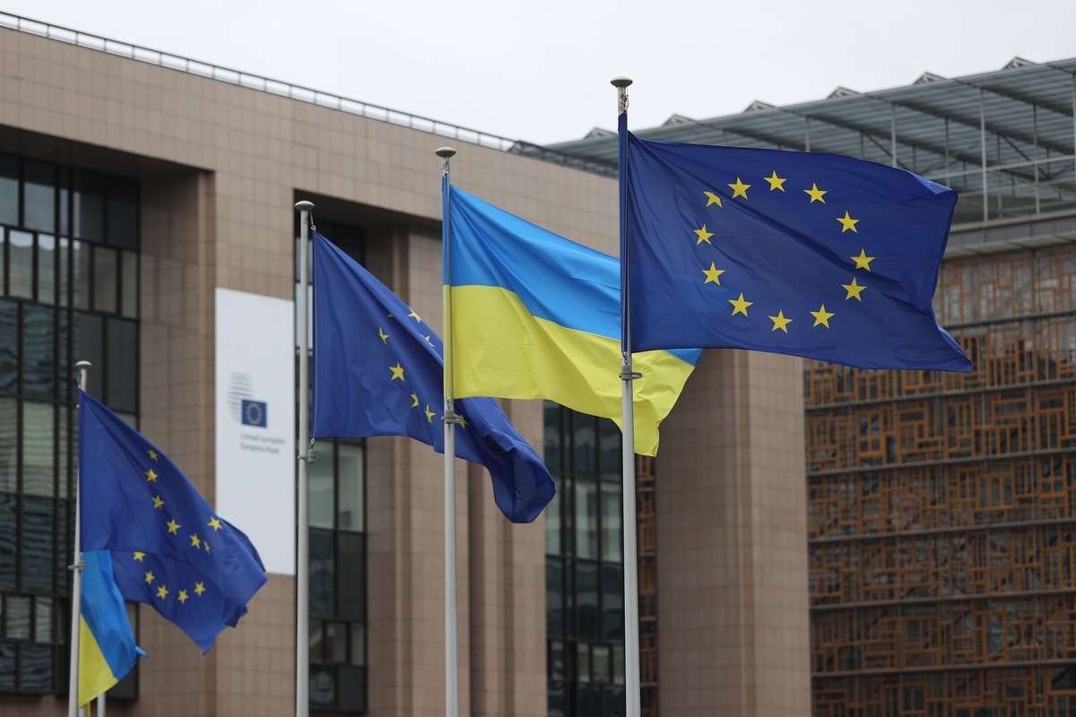 Ukrayna AB\'den 3,47 Milyar Euro Kredi Aldı