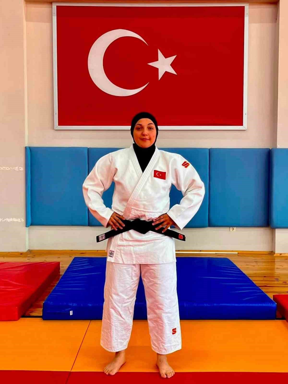 Haticenur Göktaş, A Milli Judo Takımı\'na Davet Edildi