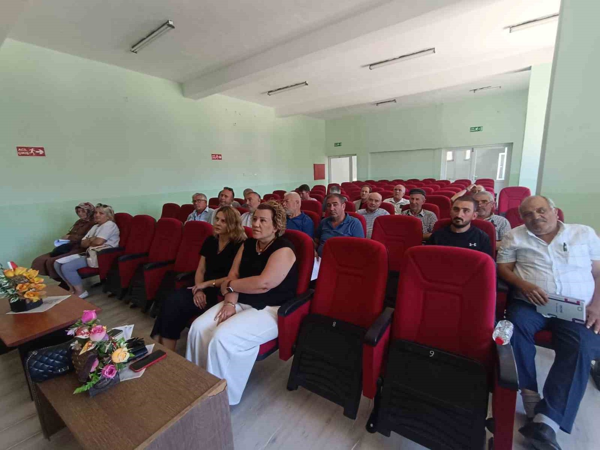 Kaçak yapılaşmaya karşı muhtarlara eğitim