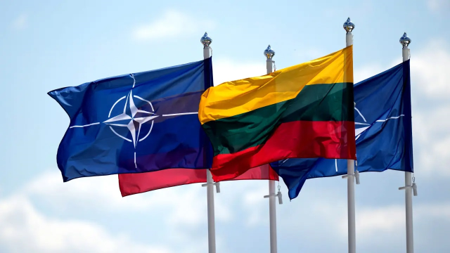 Rusya'dan NATO üyesi Litvanya'nın Kiev Büyükelçiliğine saldırı