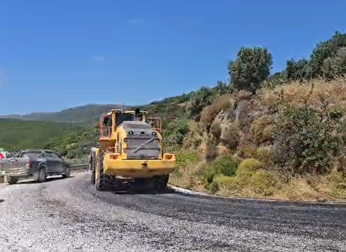 Balıkesir\'de Orman Yangınına Hava Mücadelesi