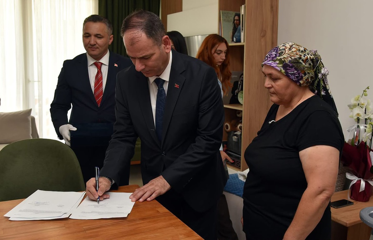Kıbrıs Barış Harekatı\'nın Bayrağı Restorasyona Gidiyor