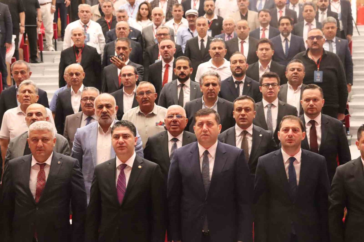 Özdemir\'den Savaş ve Egemenlik Vurgusu