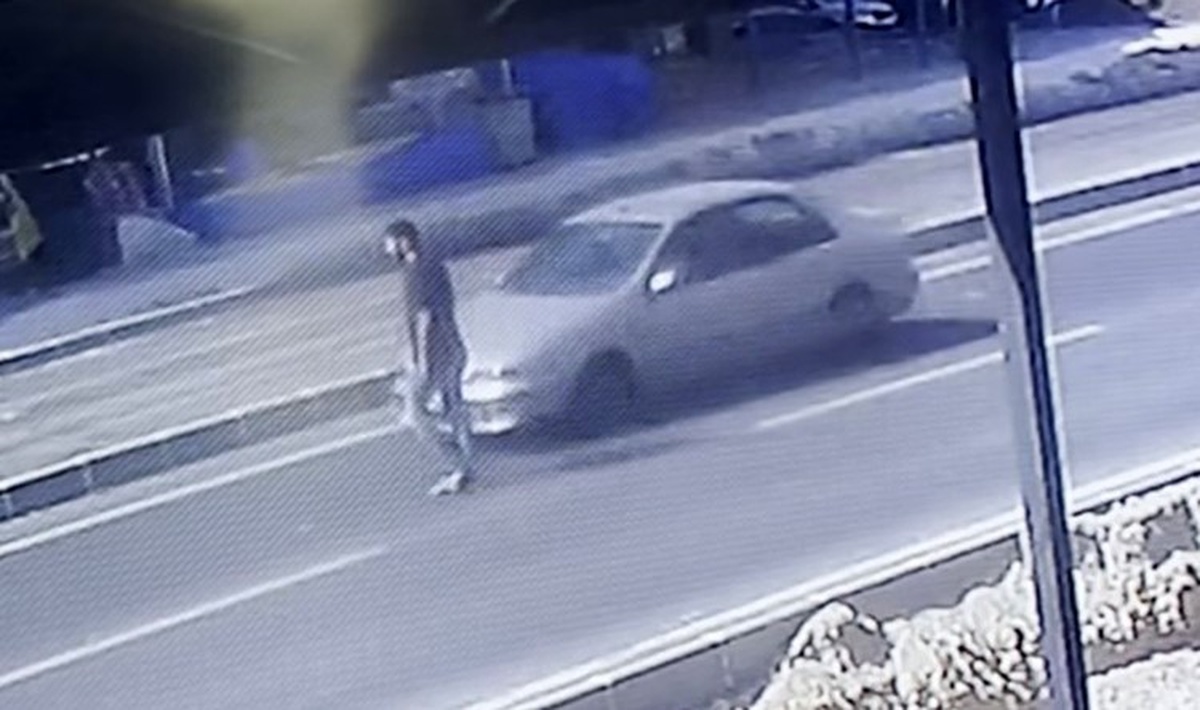 Mersin\'de Yaya Kazası: Otomobil Çarptı