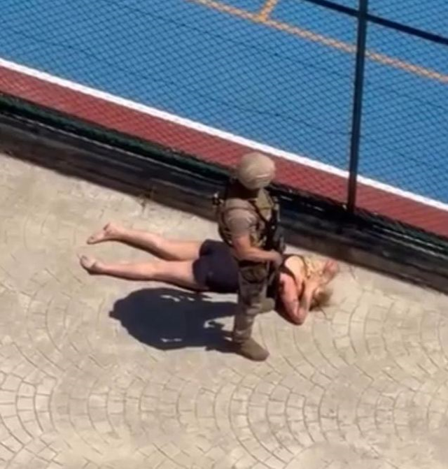 Özel harekattan lüks siteye baskın! O kadının kim olduğu ortaya çıktı