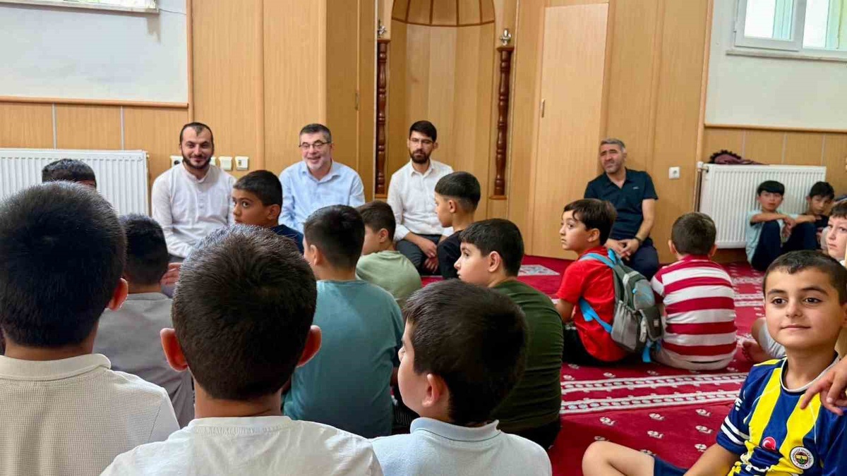 Müftü Tavlaşoğlu Yaz Kur\'an Kurslarını Ziyaret Etti