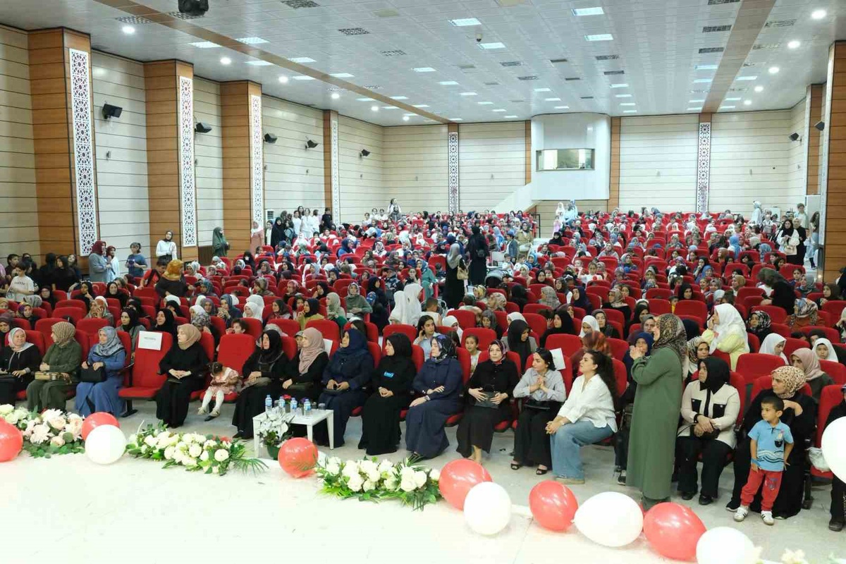 Erzincan\'da İlahi Okuma Yarışması