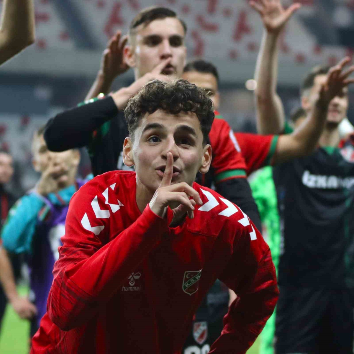Aliağa FK, Adem Yeşilyurt\'u Kiralamak İstiyor
