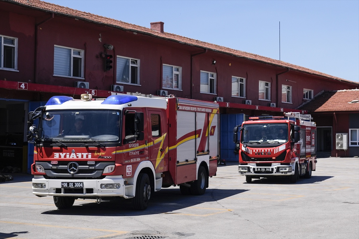 Ankara\'da Yangın Alarmı: 2 Binin Üzerinde Otluk ve Ekili Alan Yangını