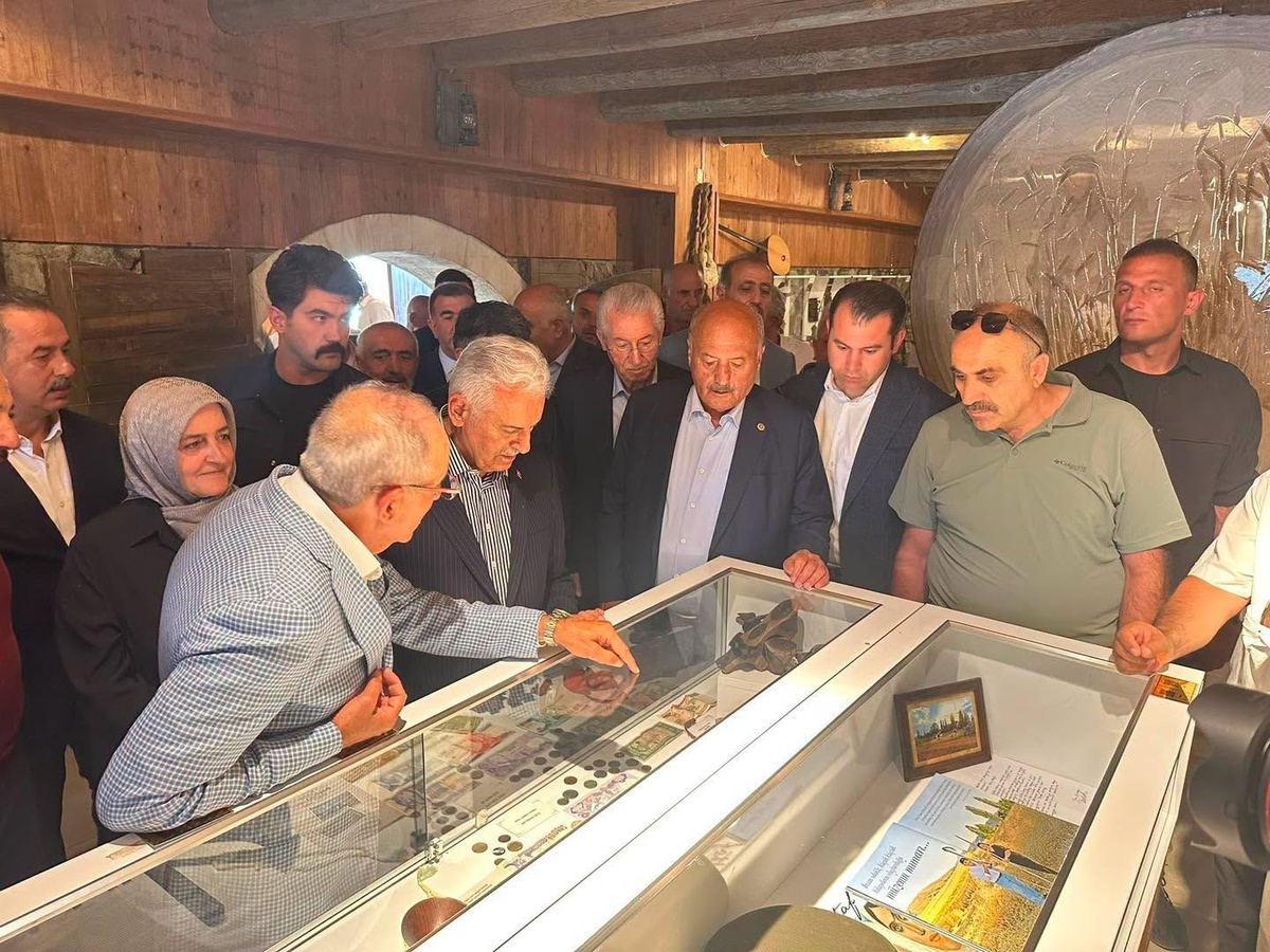 Harman Şenliği\'nde Geleneksel Hasat