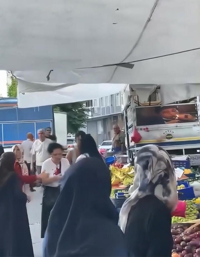 Pazarda 'seçmece' tartışması kanlı bitti: Esnaf, kadının kafasını kırdı
