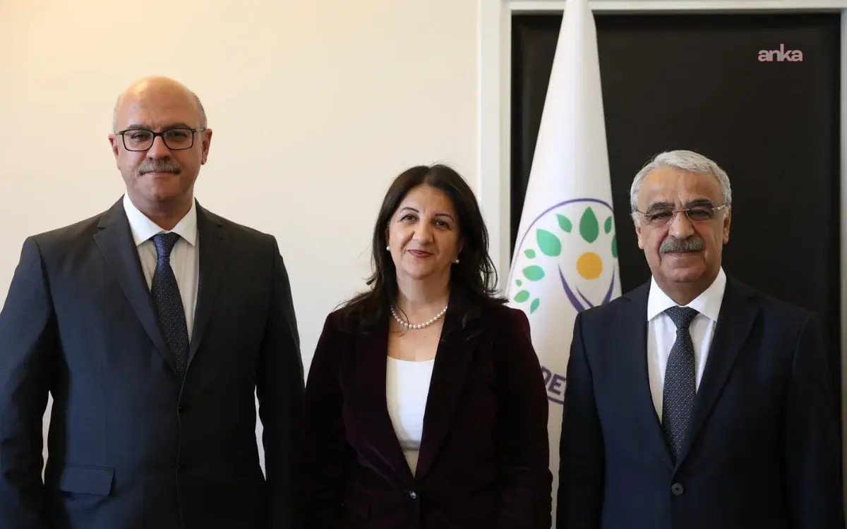 Öcalan ile İmralı\'da 3 Saatlik Görüşme