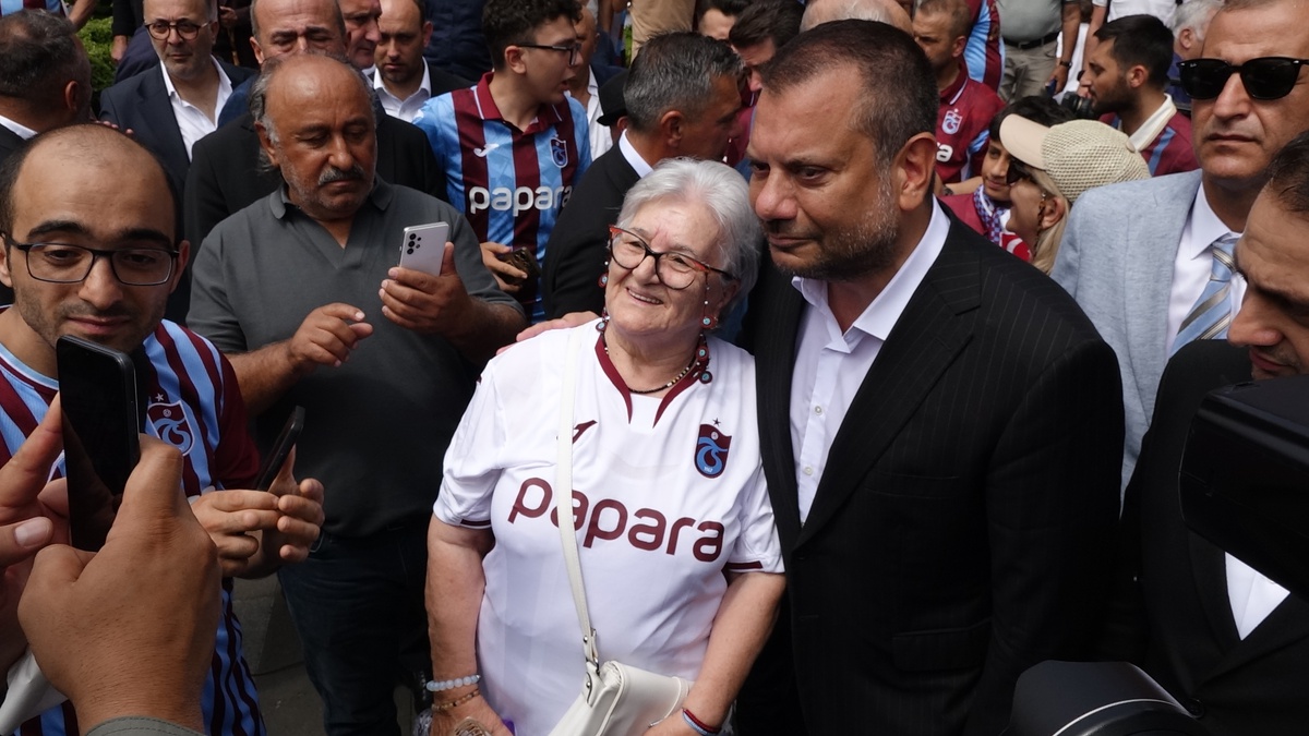 Trabzonspor\'un 59. Yılı ve İlk Şampiyonluk Kutlaması