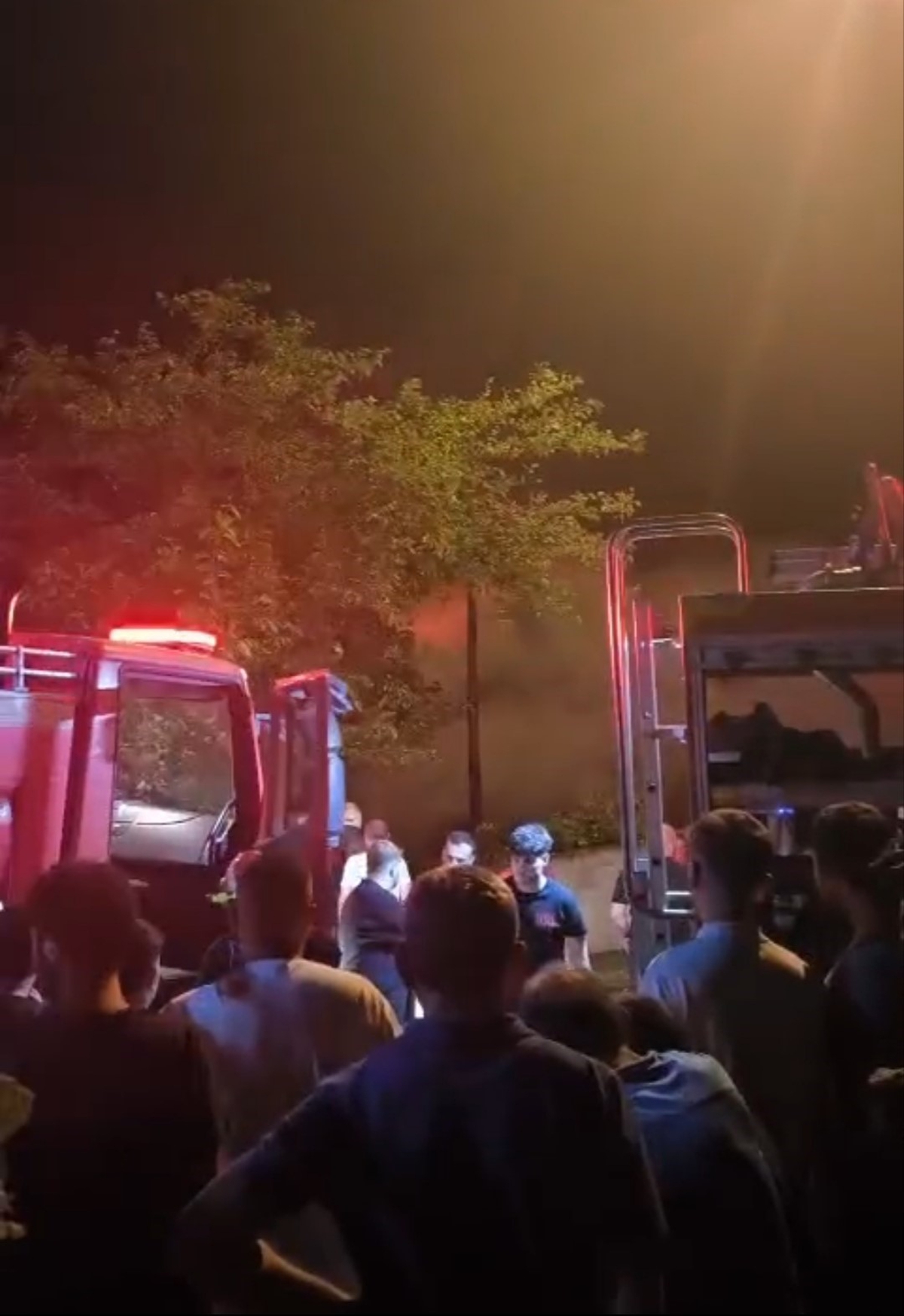 Eynesil’de gece yangını: Ev kullanılamaz hale geldi