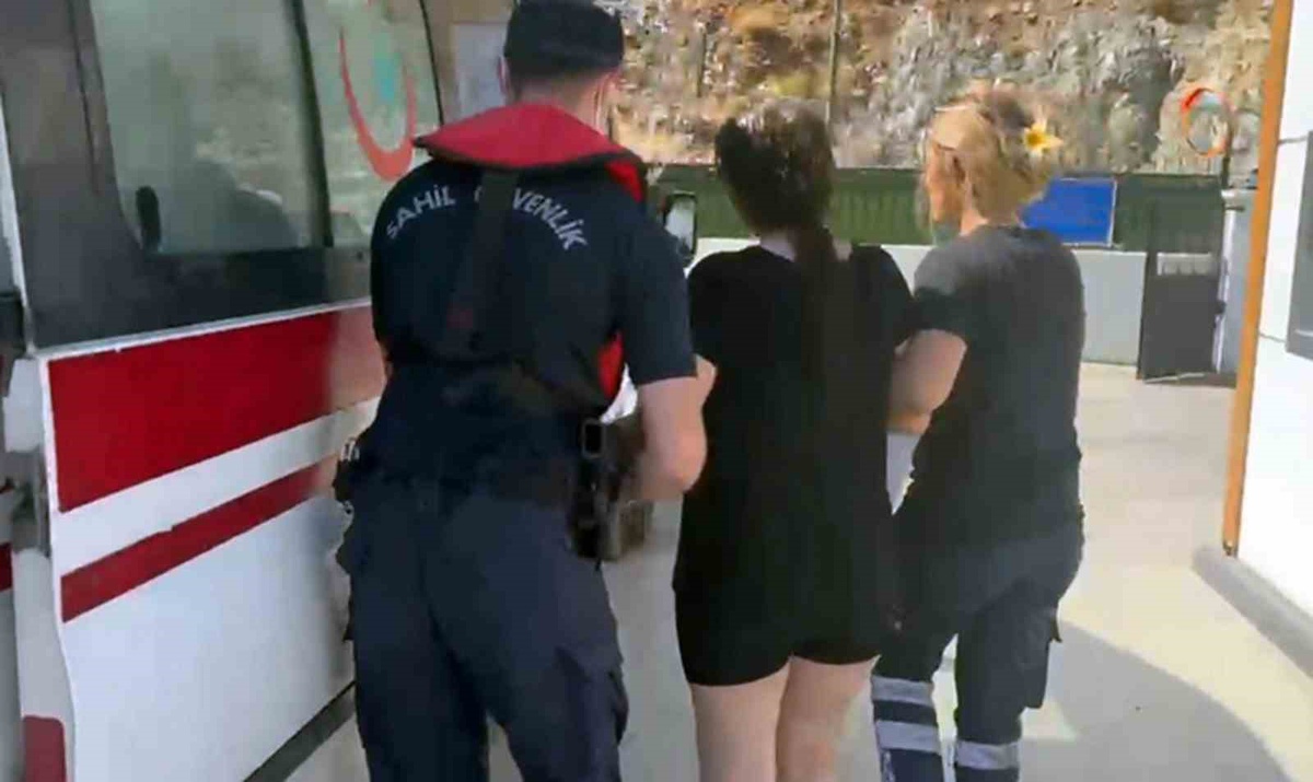 Fethiye\'de Gezi Teknesinde Tıbbi Tahliye
