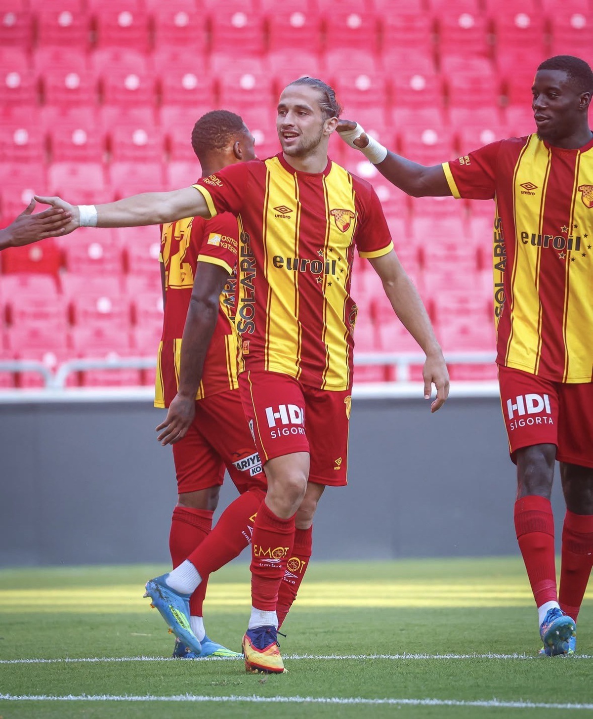 Göztepe, Bodrum FK\'yı 2-0 Geçti