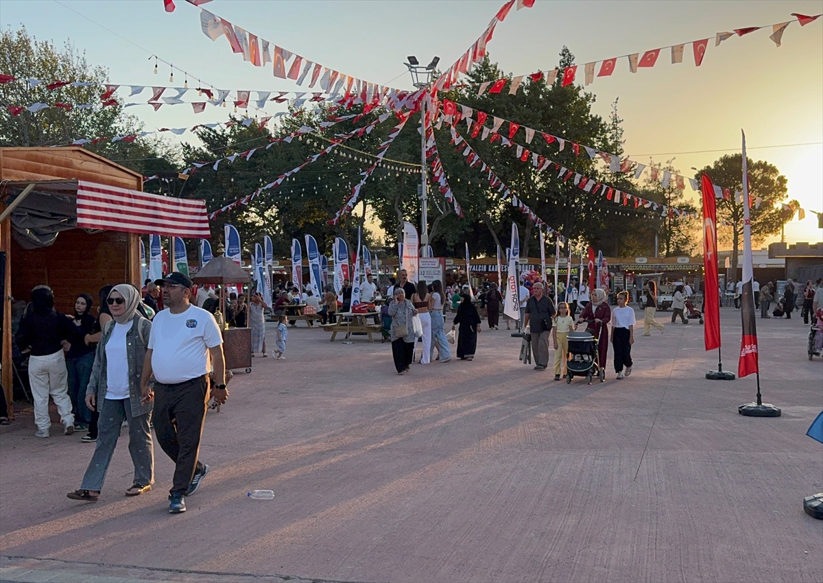 Kahramanmaraş\'ta Ağustos Fuarı Başladı