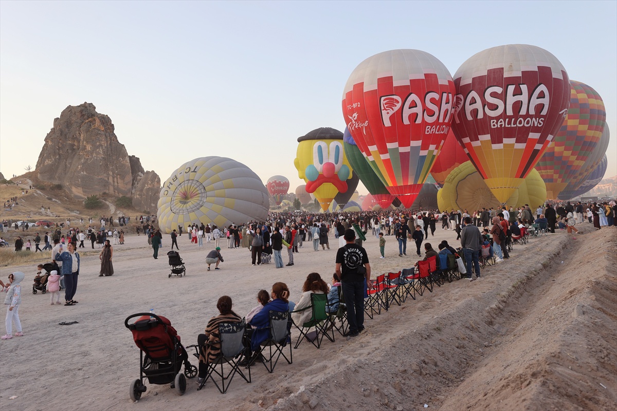 Kapadokya Balon Festivali Renkli Görüntülerle Sona Erdi