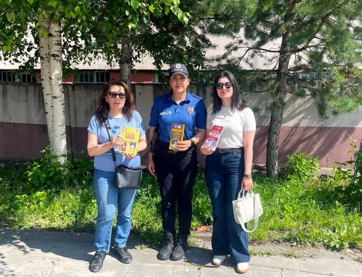 Ardahan\'da Bilgilendirme Projesi: POLHANE