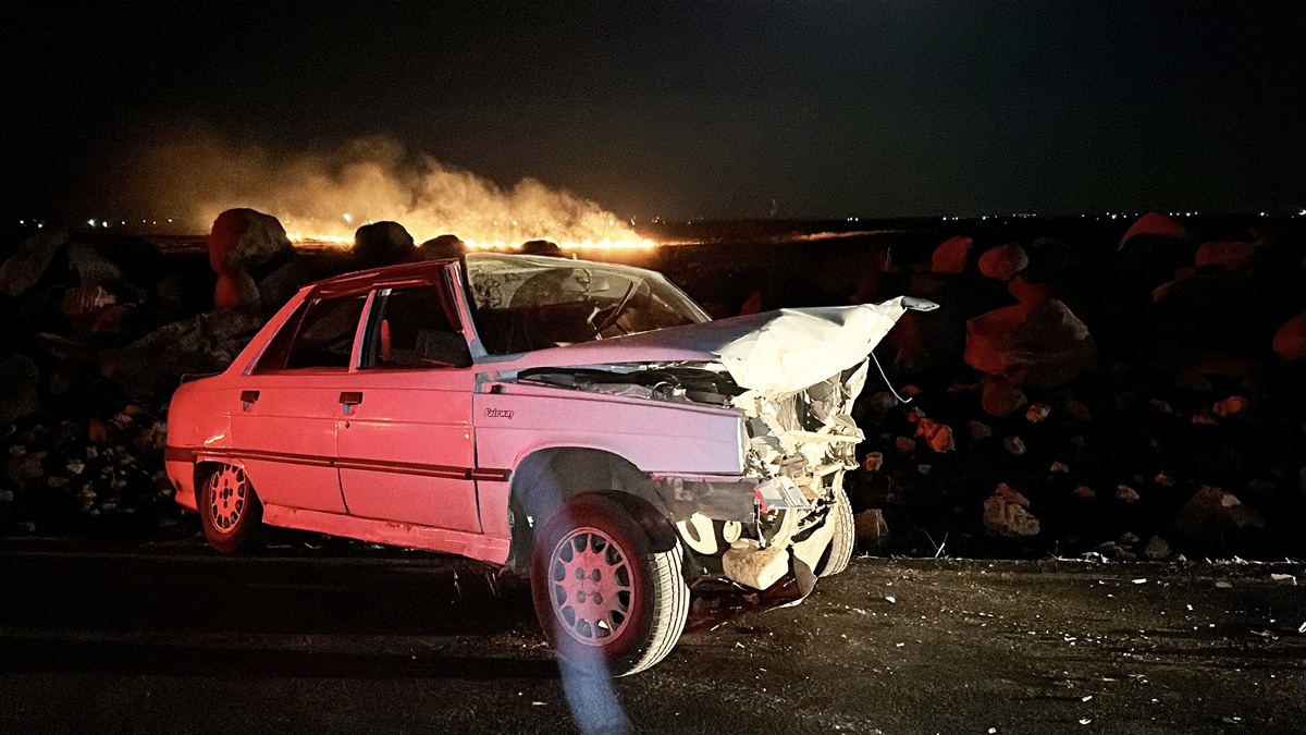 Siverek\'te Trafik Kazası: 3 Yaralı