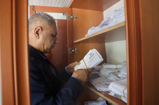 Türkiye’nin en büyük mahallesinin muhtarı, boşanma tebligatlarına dikkat çekti