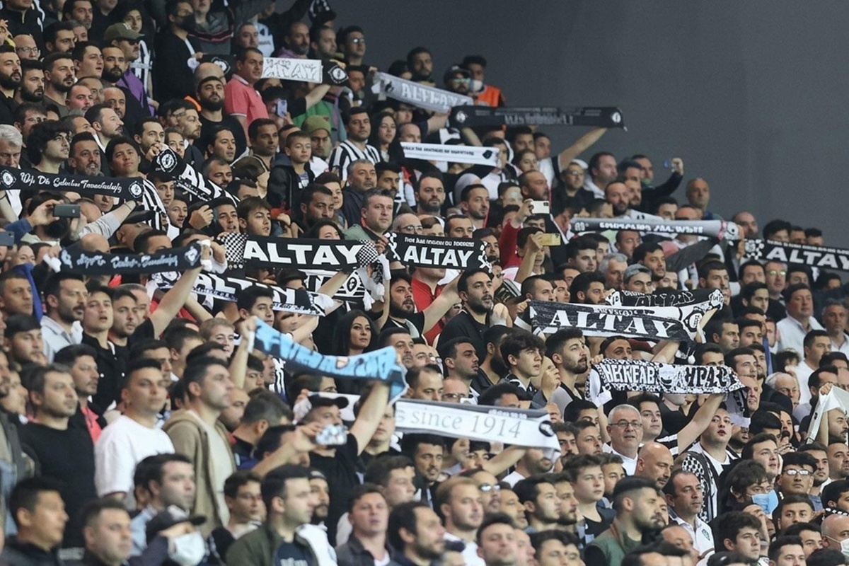 Altay’da kayyım süreci başladı