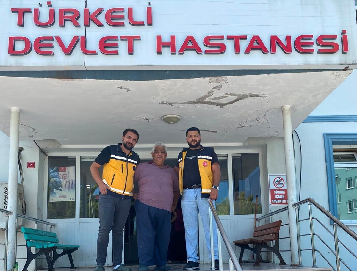 Unutulan Cüzdan, Sağlık Personeli Sayesinde Sahibini Buldu