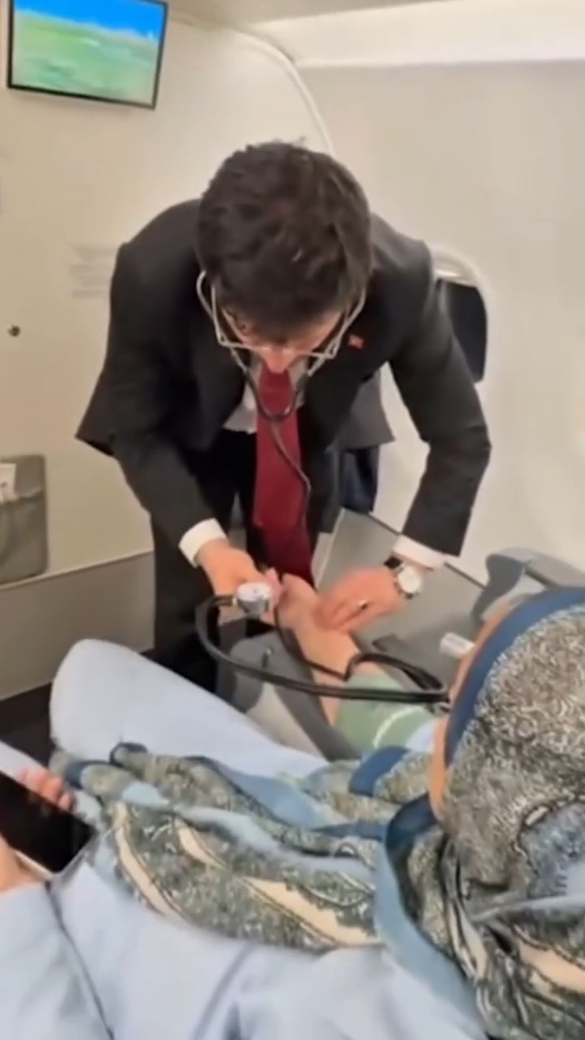 THY Uçuşunda Bakan Müdahalesi
