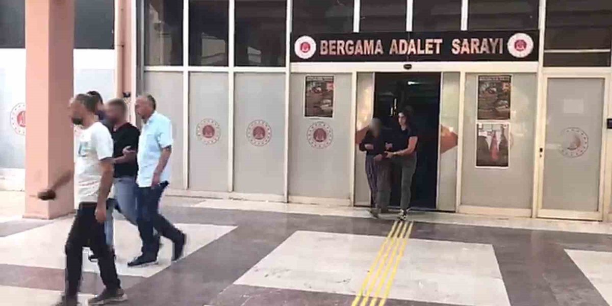 Bergama\'da Uyuşturucu Operasyonu: Anne ve Oğul Tutuklandı