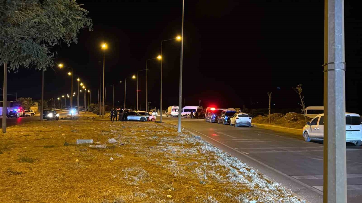 Hatay\'da Düğün Konvoyunda Kavga: 4 Yaralı