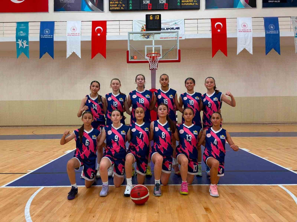 Düzce Kız Basketbol Takımı Türkiye Finalleri\'nde!