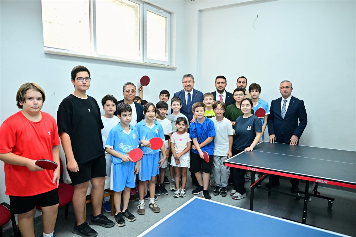Vali Yılmaz\'dan Yaz Okulu Ziyareti