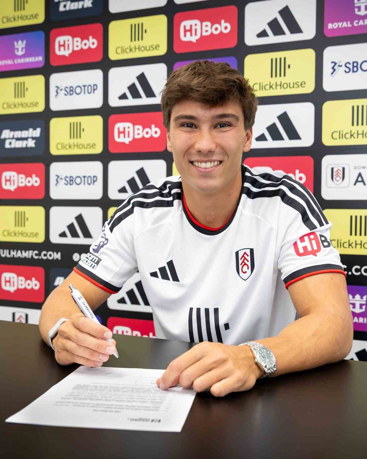 Fulham, Gonzalo Garcia'yı Transfer Etti