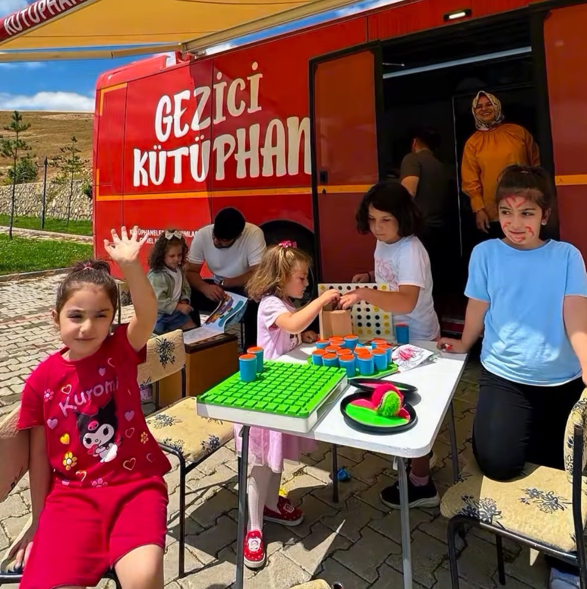 Bayburt\'ta Gezici Kütüphane Etkinlikleri