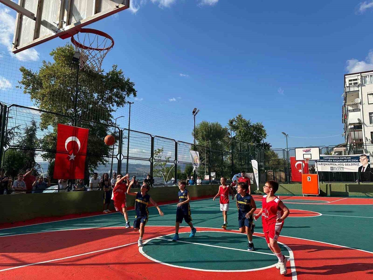Değirmendere Sahilindeki basketbol heyecanı final m&uuml;sabakalarıyla sona erdi