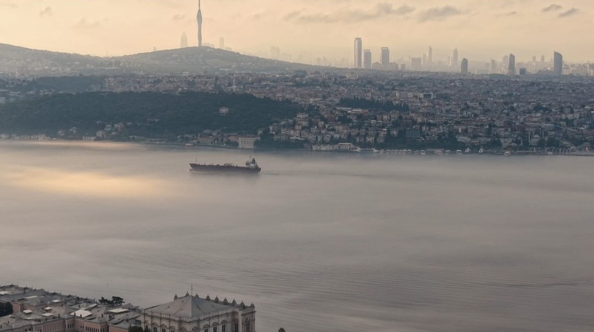 İstanbul\'da Sis Nedeniyle 15 Vapurluk Sefer İptali