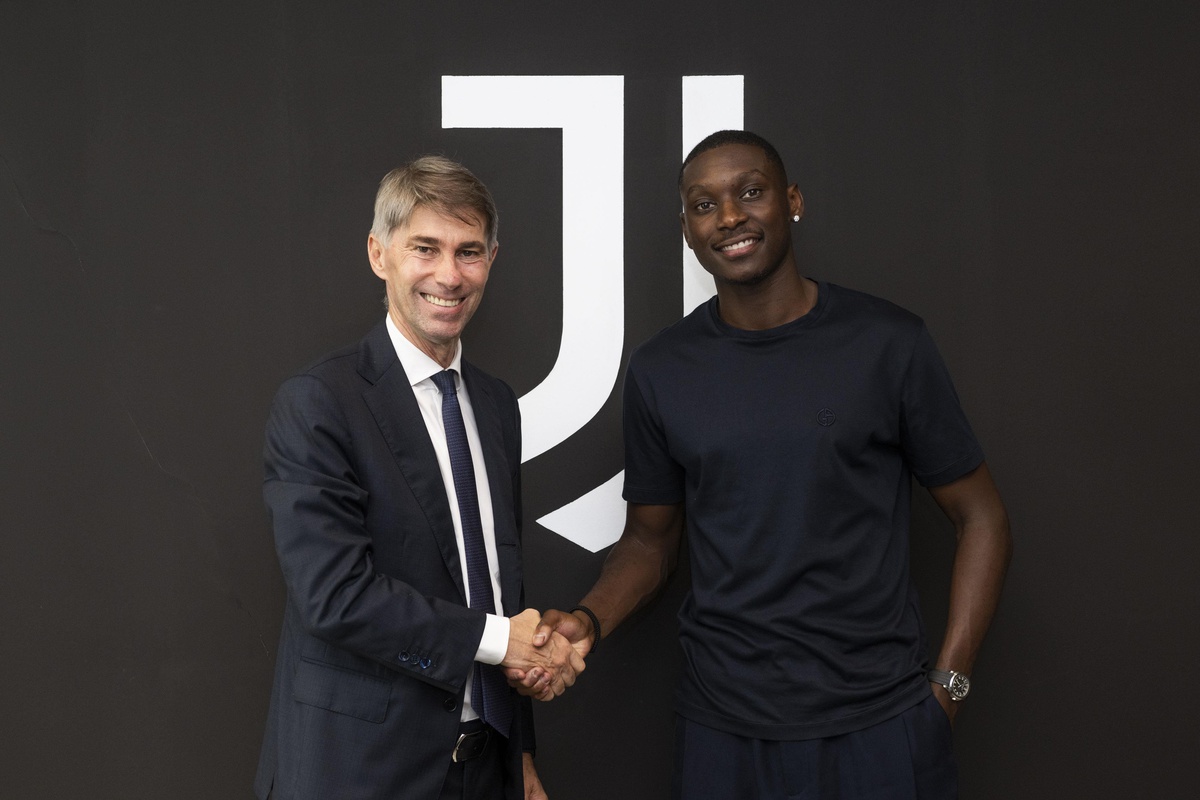 Juventus, PSG\'den Randal Kolo Muani\'nin bonservisini aldı