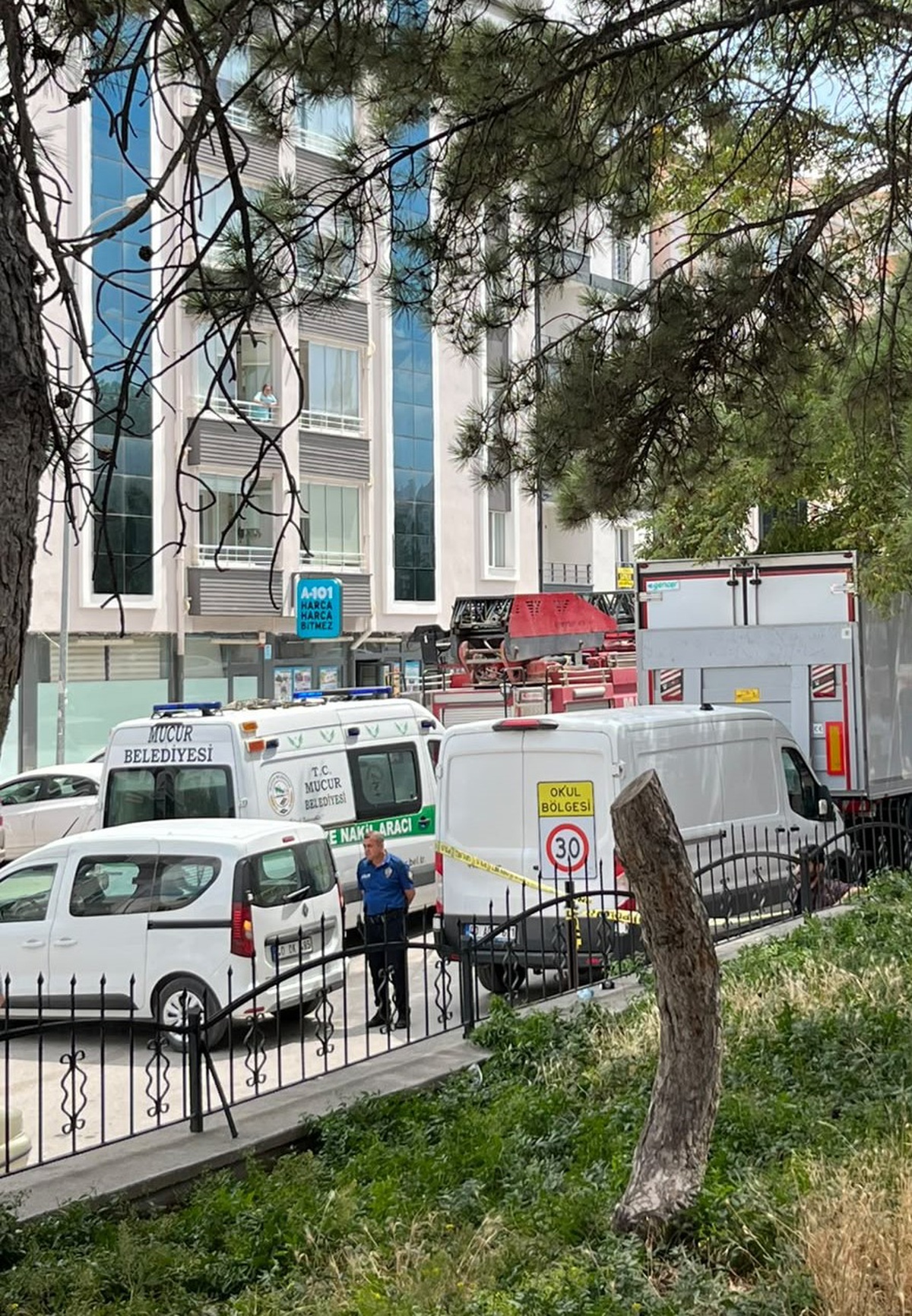 Kırşehir\'de kamyon rampası altında kalan genç sürücü hayatını kaybetti