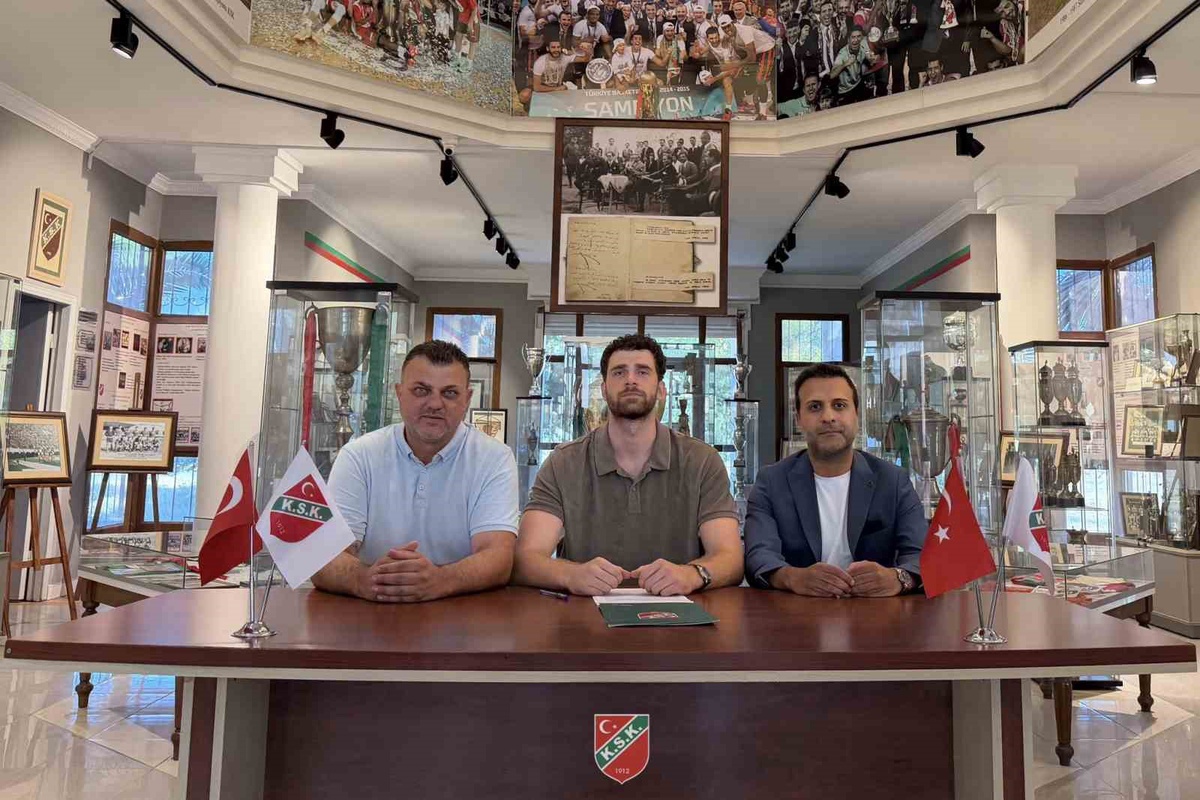 Karşıyaka, Hakan Sayılı\'yı Tekrar Kadrosuna Kattı