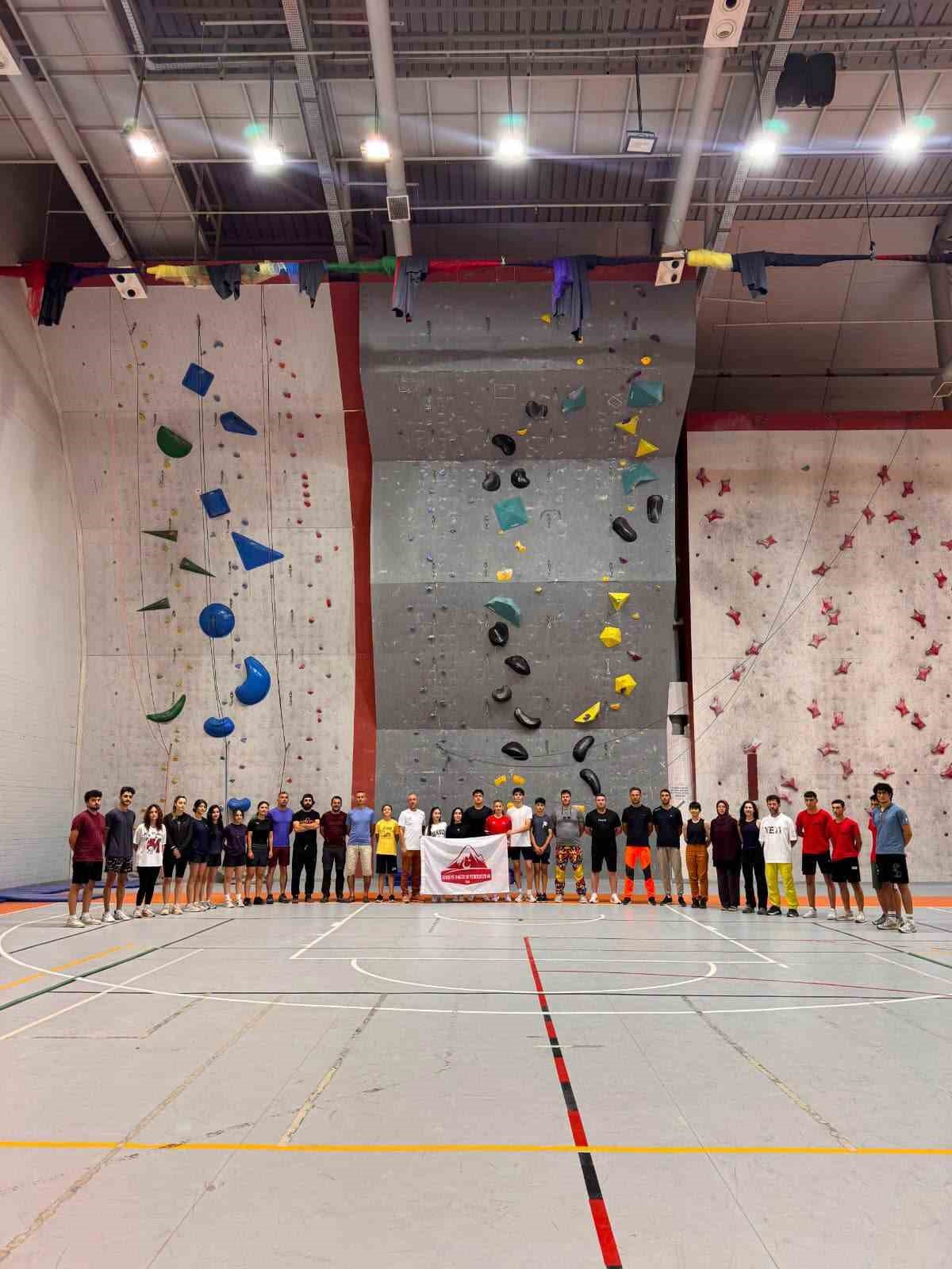 Kayserili Sporcular Tırmanış Eğitimini Tamamladı