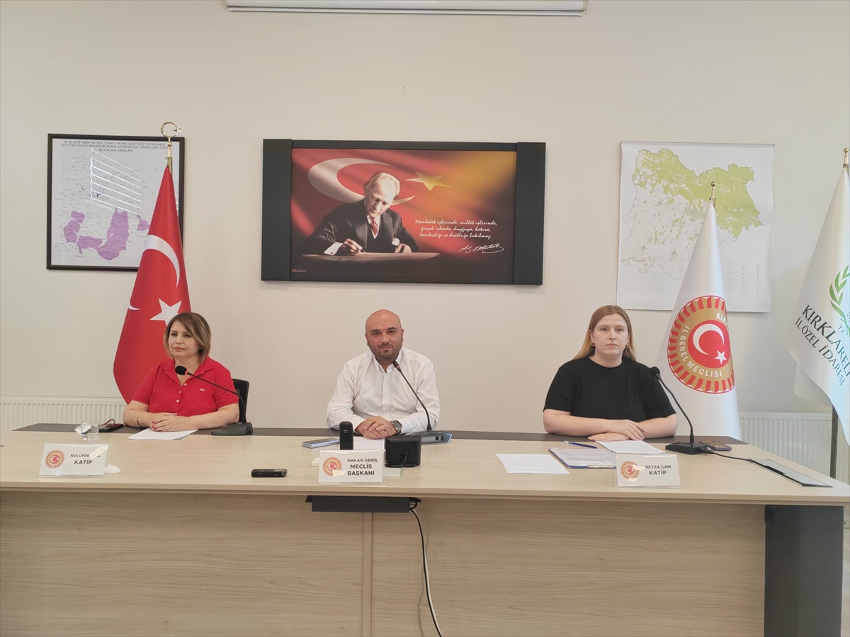 Kırklareli\'ye Çöp Araçları İçin Destek Talebi